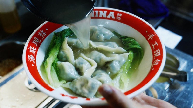 2026袁小饺“荠菜系列”新品燃爆春日味蕾，引领时令饮食新风尚！